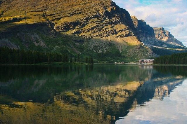 imagen de un lago de agua